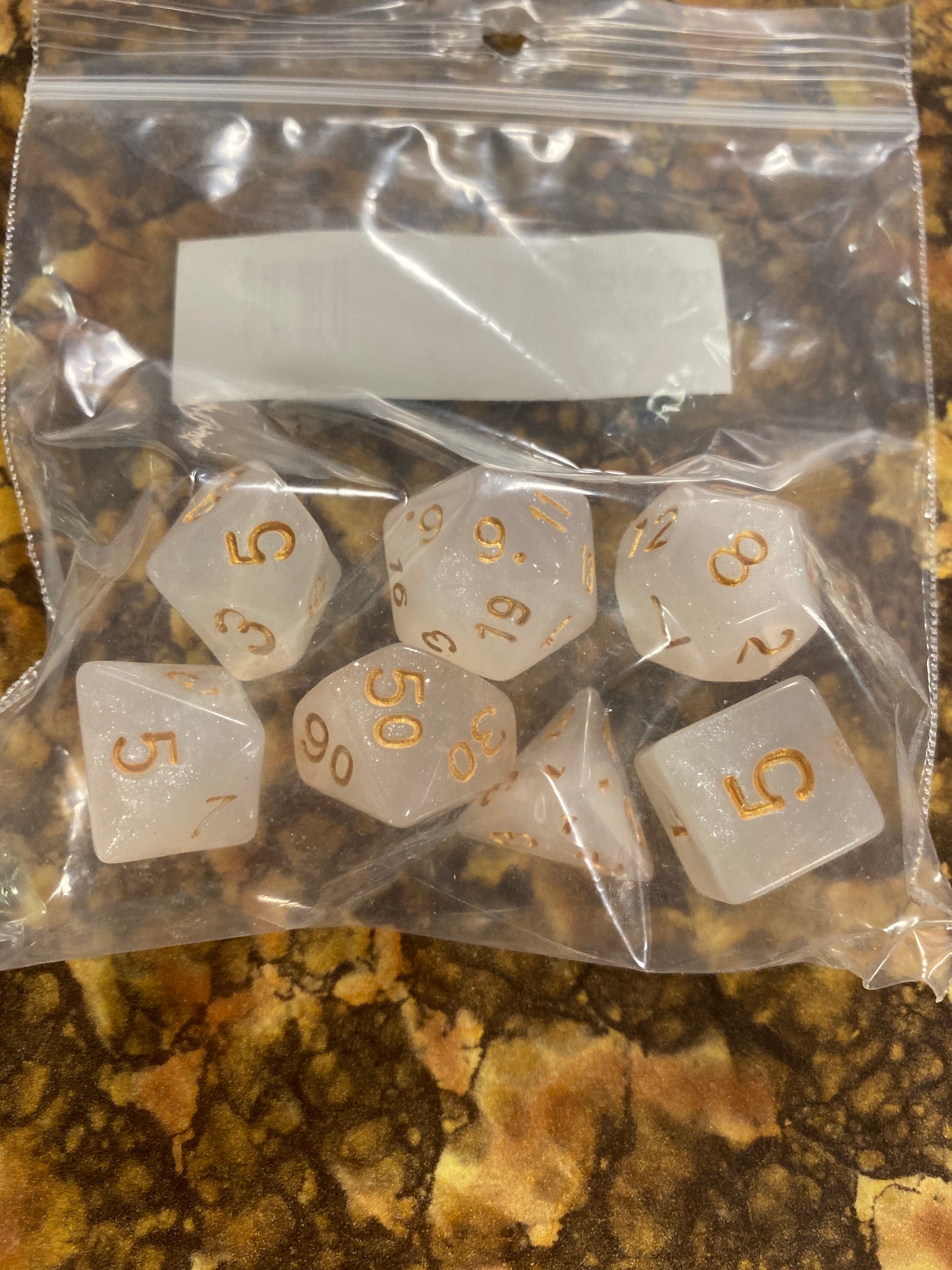 DD DICE CLEAR GOLD COLORS