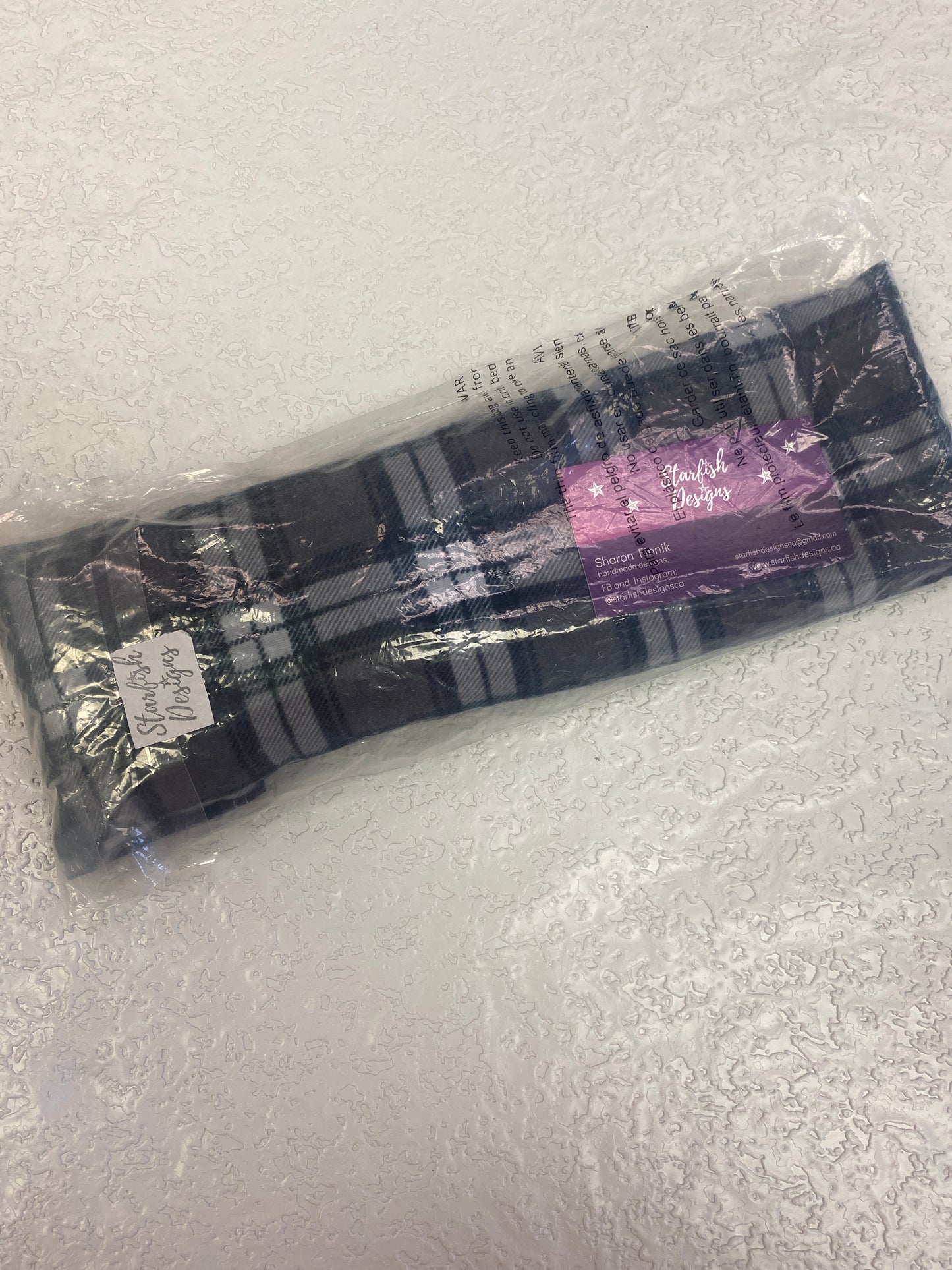 BLACK GREY CHECKERED HOT COLD PACK