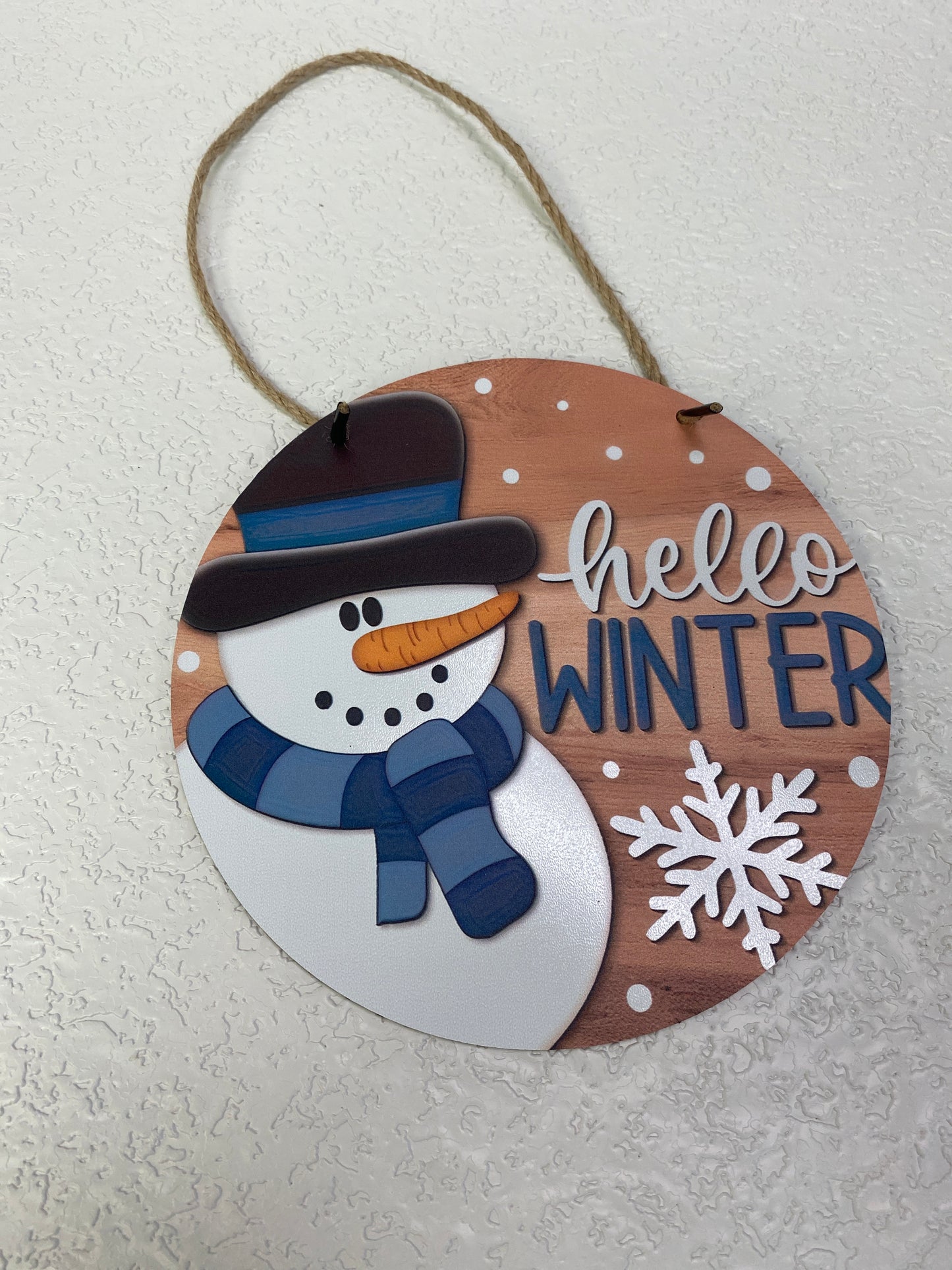 HELLO WINTER SNOWMAN ROUND WOOD DECOR SIGN