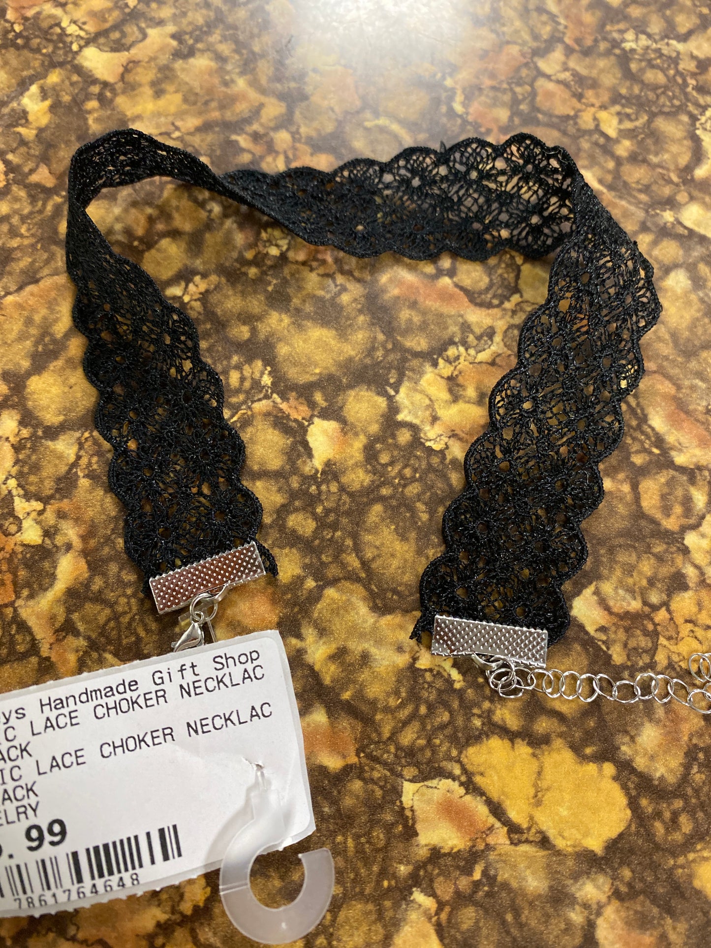 WIDE BLACK LACE CHOKER