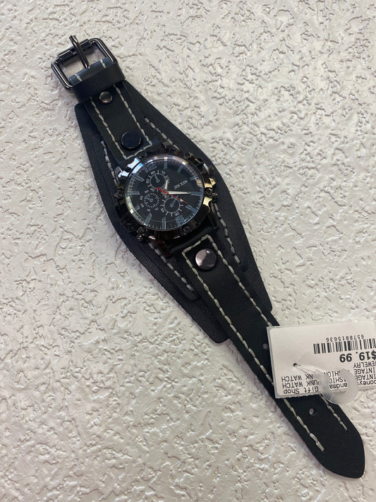 VINTAGE FASHION PUNK WATCH
