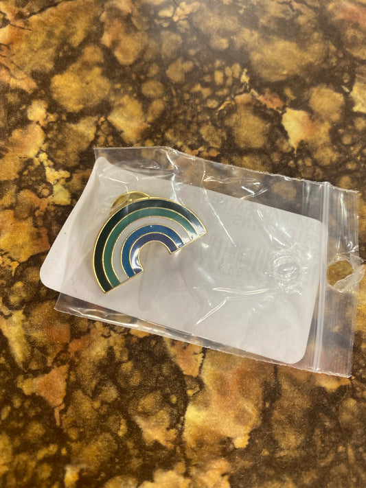 GAY MAN RAINBOW PIN