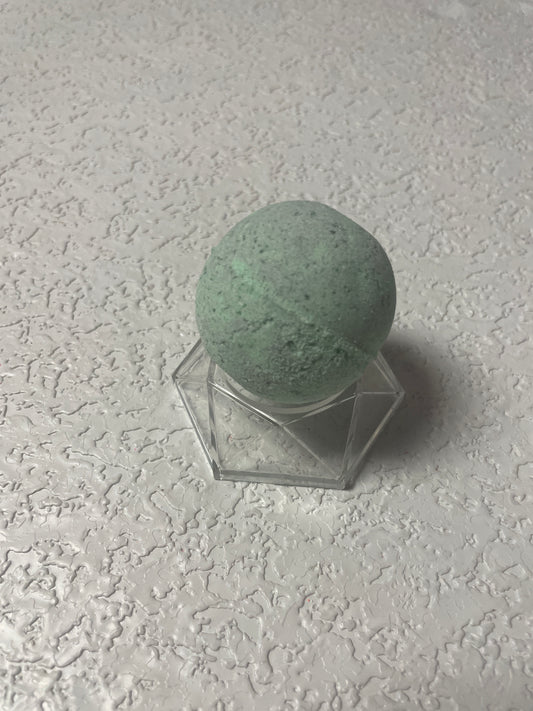BATH BOMB PEPPERED FIG & PATCHOULI