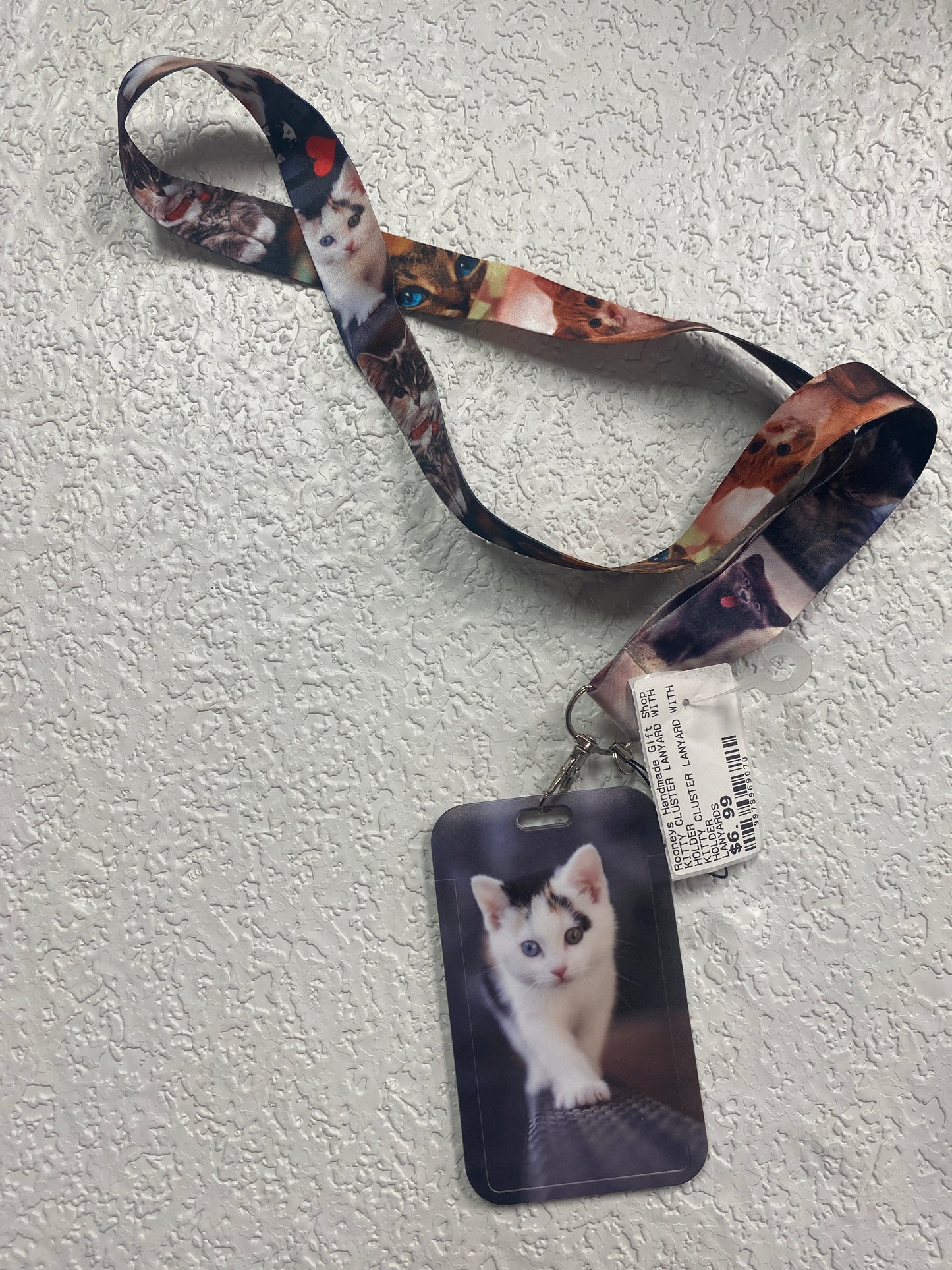 KITTY CLUSTER LANYARD WITH HOLDER