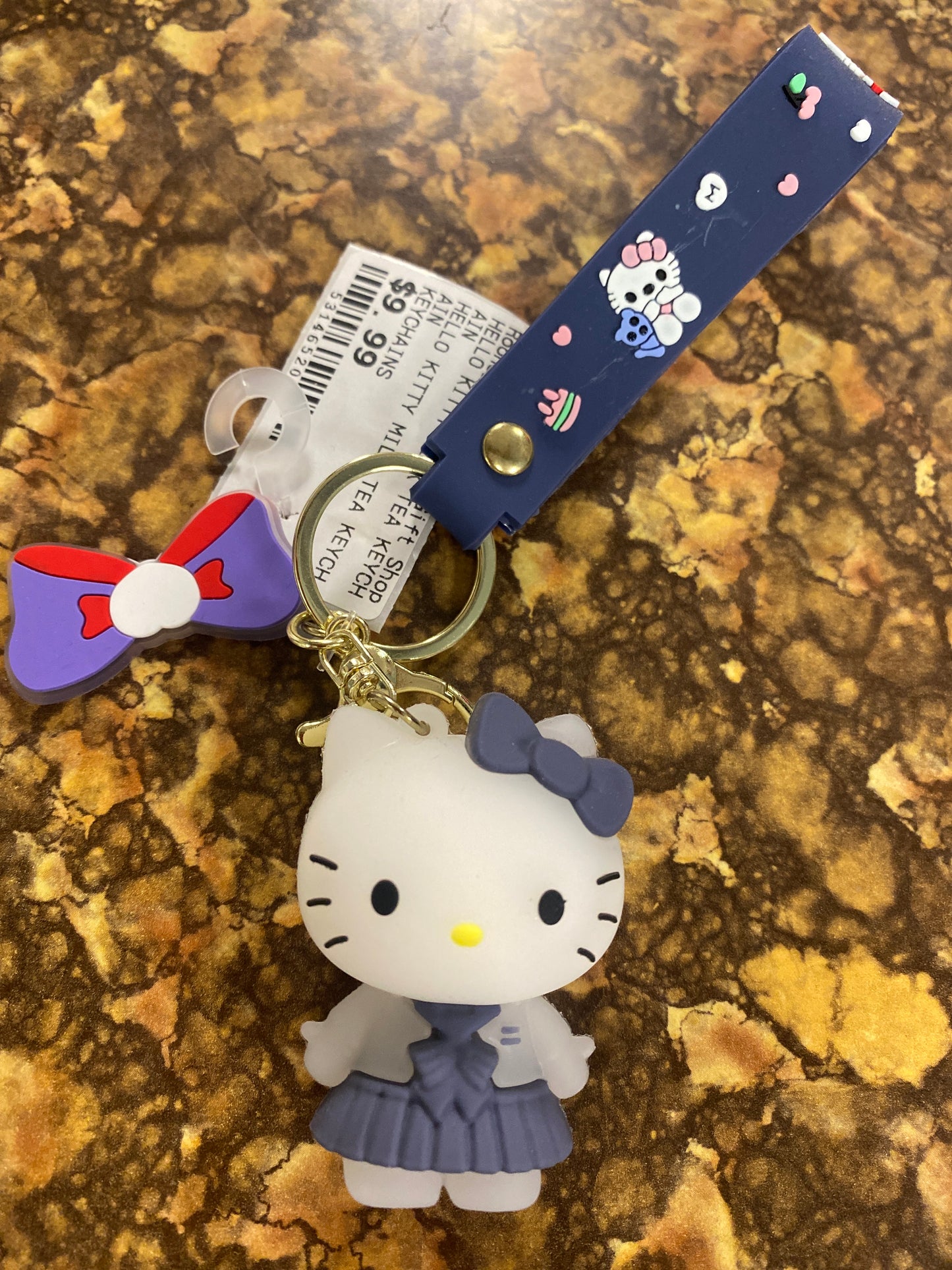 HELLO KITTY PURPLE KEYCHAIN