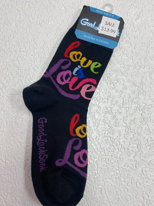 LOVE IS LOVE SOCKS SIZE 5-9