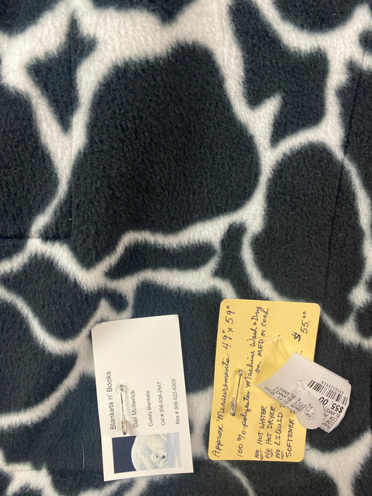 COW PRINT FLEECE BLANKET