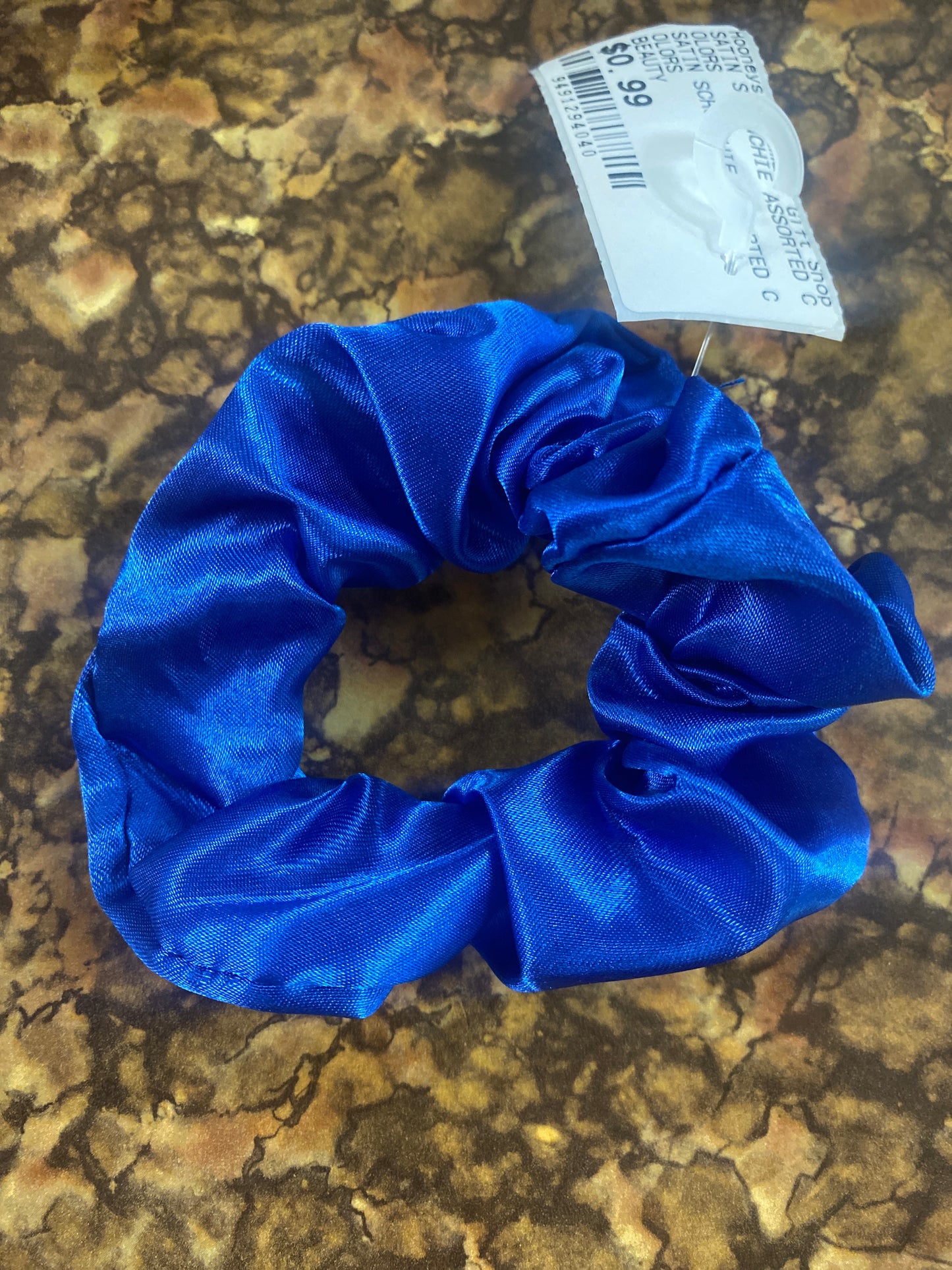 SATIN SCRUNCHIE BLUE