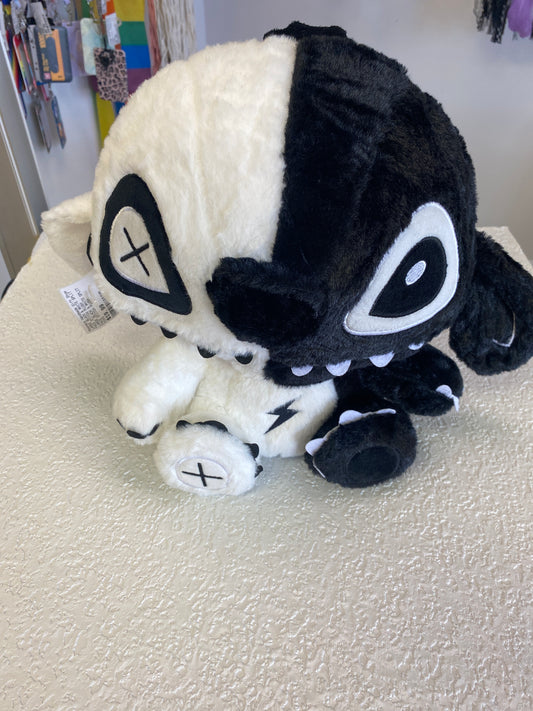 LARGE BLACK & WHITE SPLIT FACE STITCH PLUSH