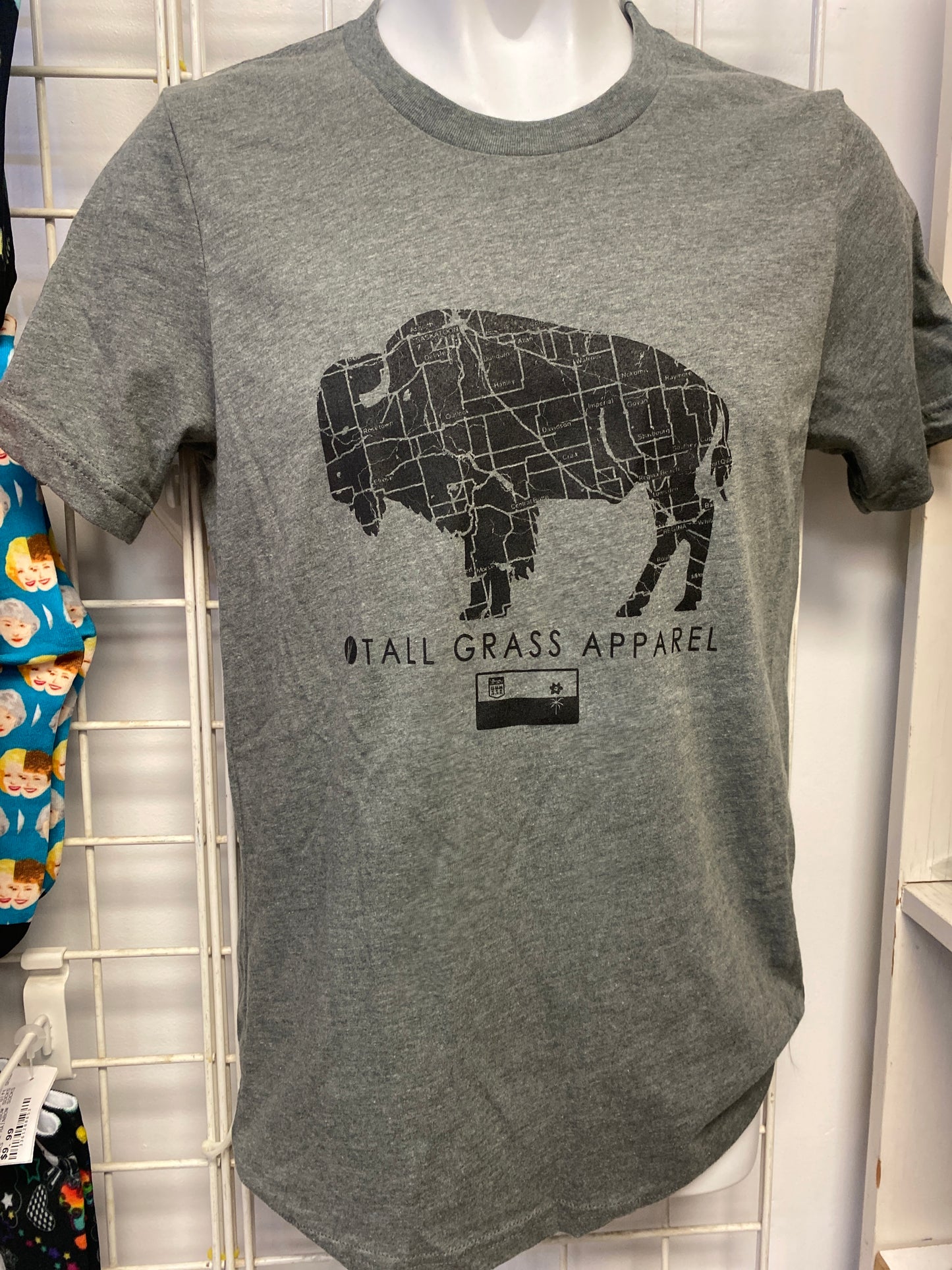 TALL GRASS BISON T SHIRT