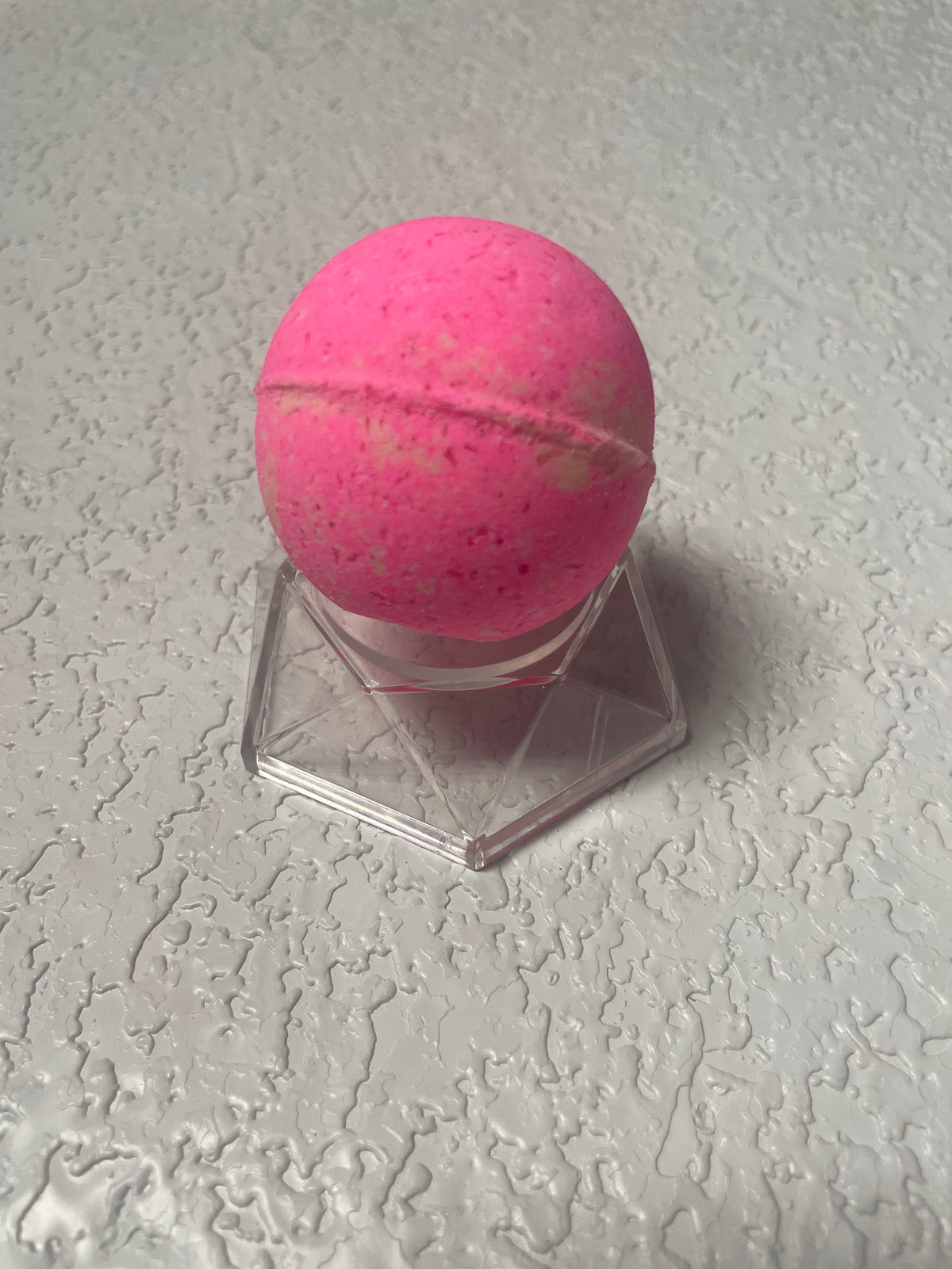 BATH BOMBS STRAWBERRY MILKSHAKE