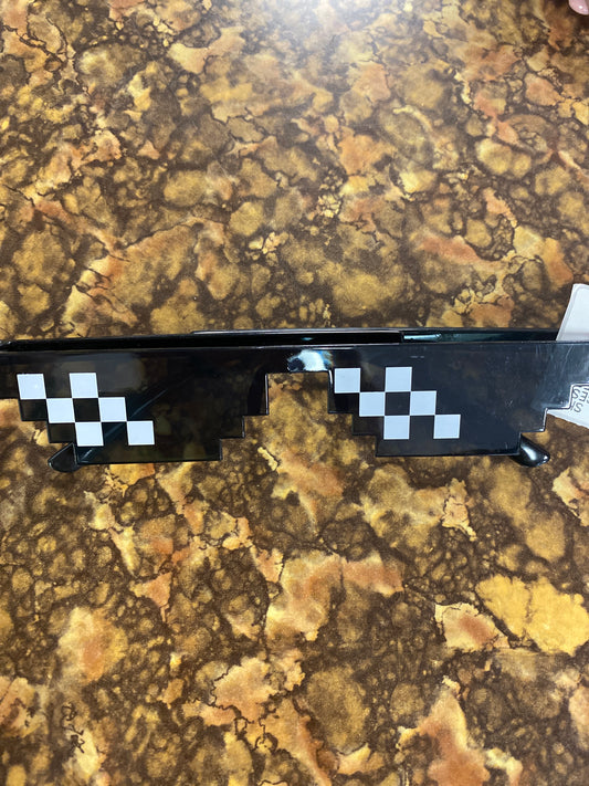 BLACK COOL PIXEL GLASSES