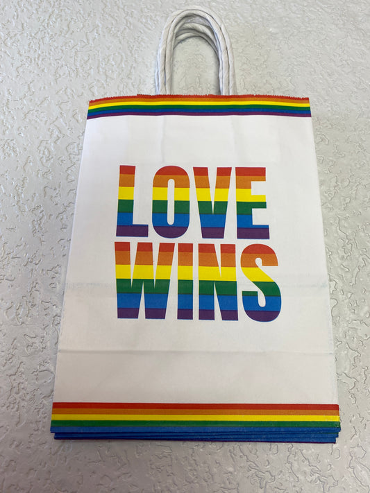 SMALL PAPER GIFT BAG RAINBOW LOVE WINS