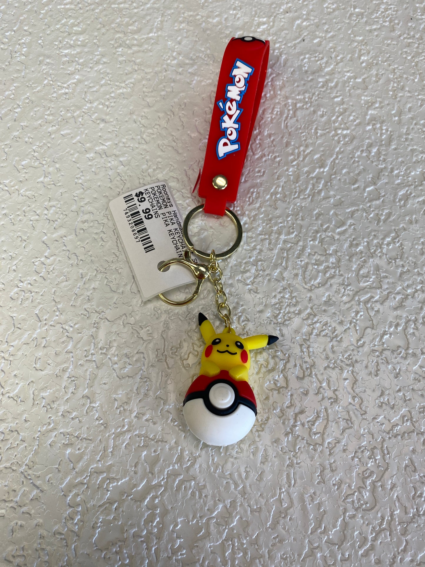 POKEMON PIKA KEYCHAIN