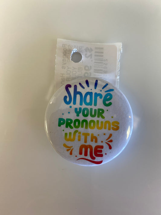 SHARE YOUR PRONOUNS BUTTON