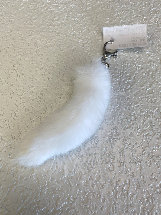 FAUX FUR TAIL WHITE KEYCHAIN