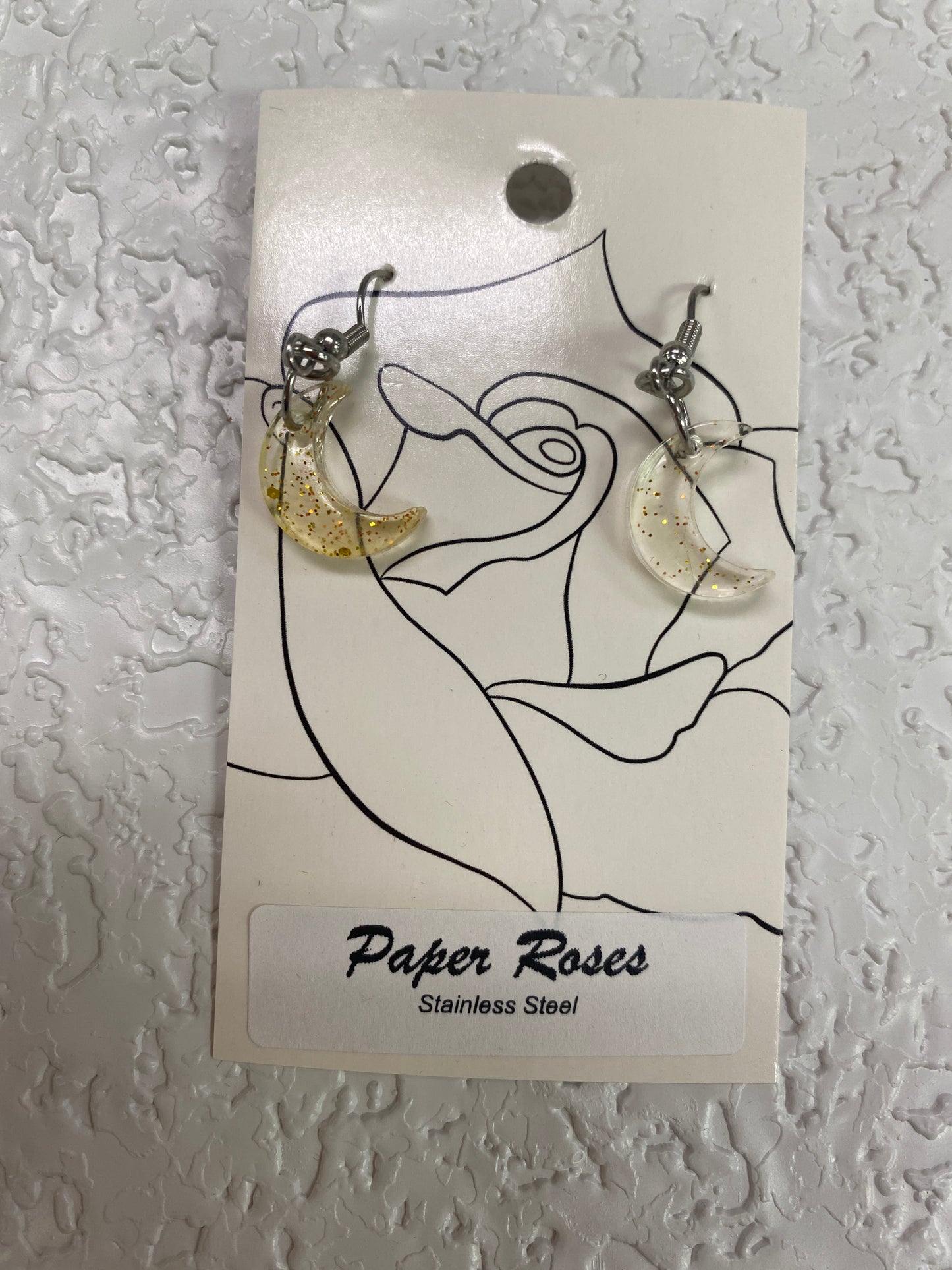 CLEAR GOLD RESIN SMALL MOON EARRINGS