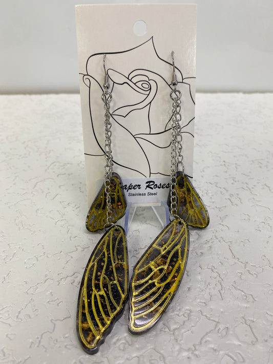 TWO WINGS BLACK GOLD DANGLING EARRINGS