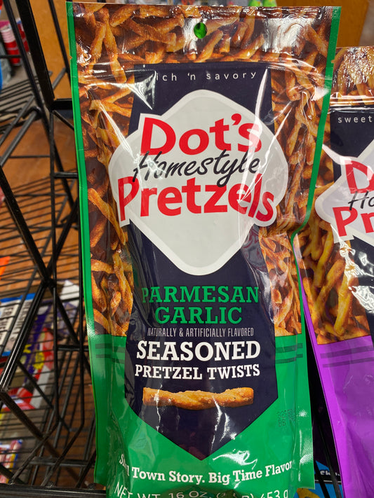 DOTS PRETZELS PARMESAN GARLIC 453G