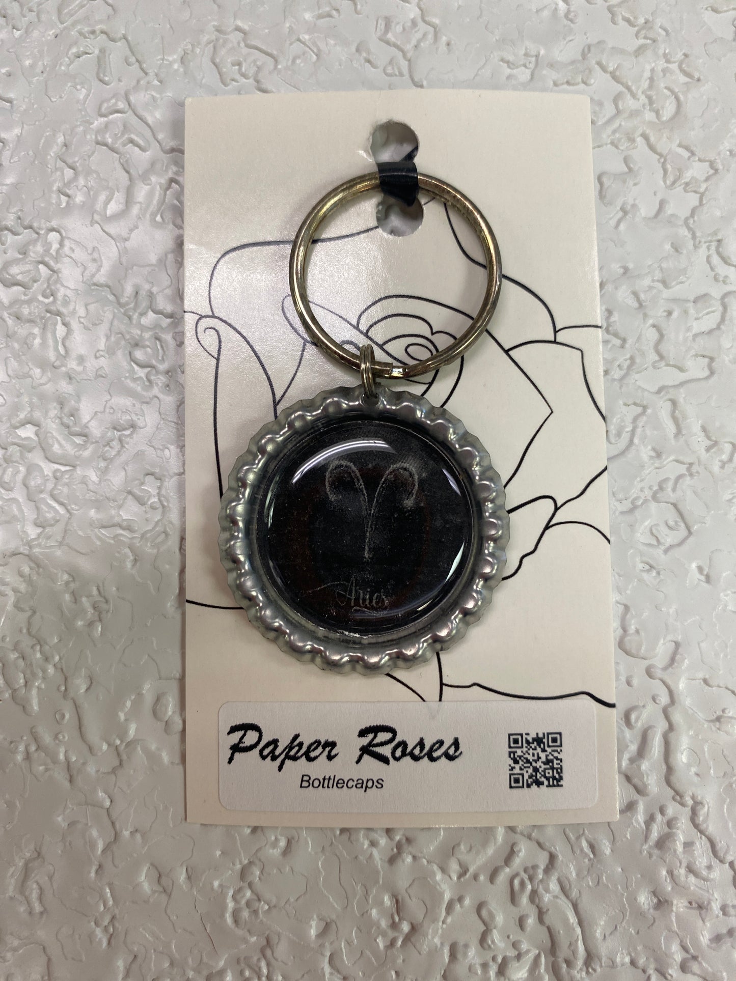 SILVER ARIES BOTTLE CAP KEYCHAIN