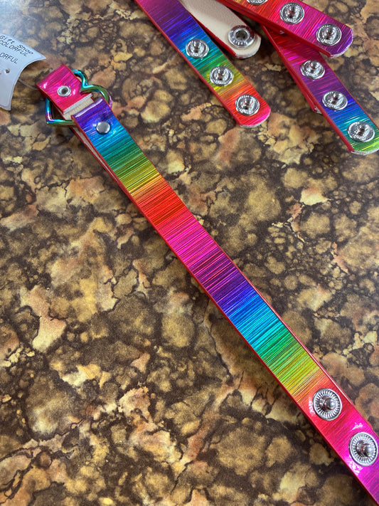 PUNK STYLE COLLAR COLORFUL HEART