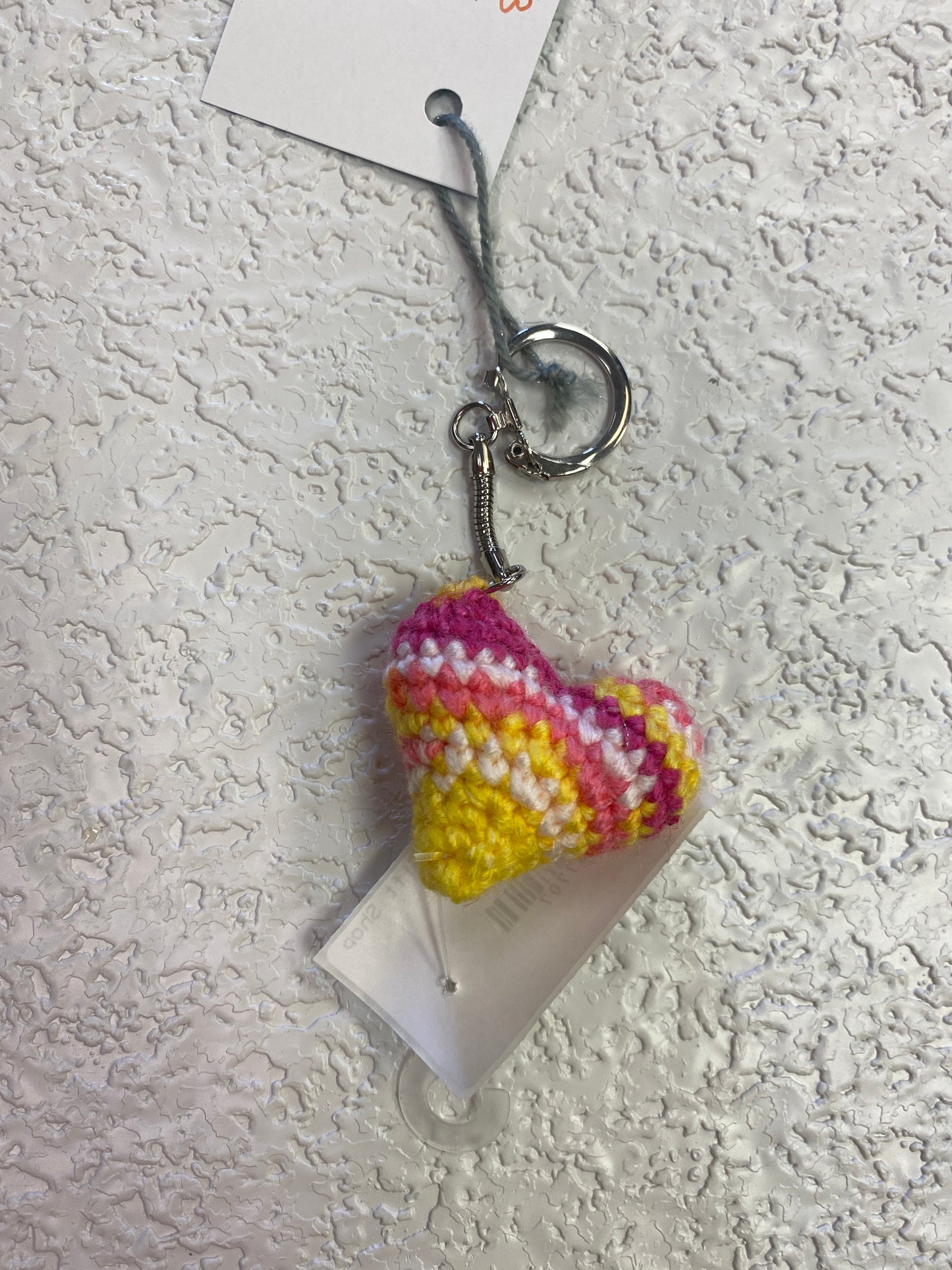 MIX COLORS HEART KEYCHAIN