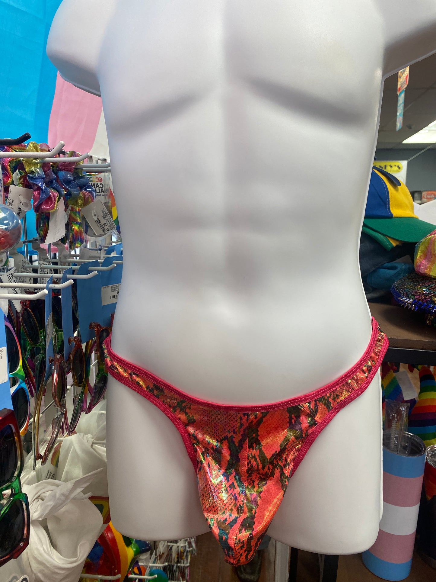 MENS RED SHINY PRINT THONG LG