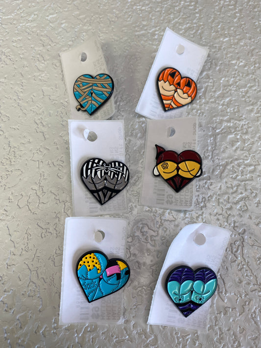 HALLOWEEN BOOTY PINS