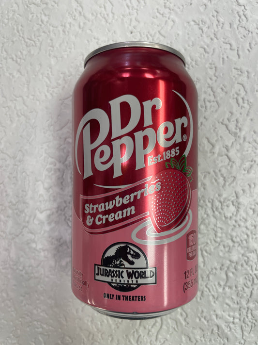 DR PEPPER STRAWBERRIES & CREA SINGLE CAN