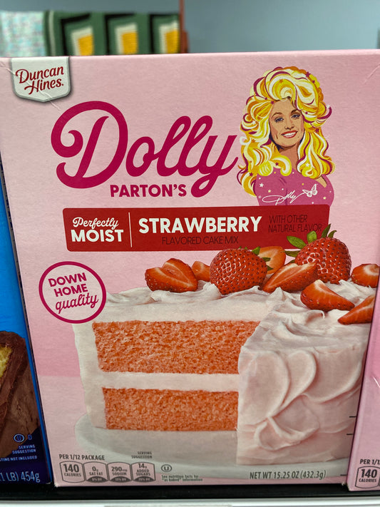 Dolly Partons strawberry cake mix USA