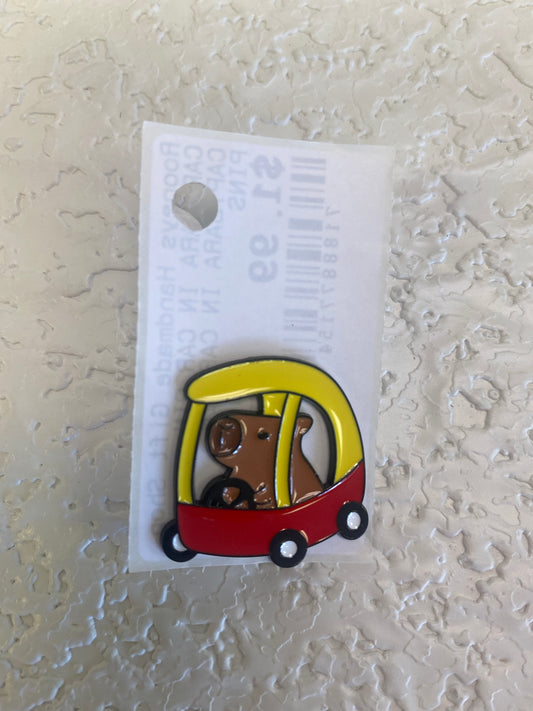 CAPYBARA IN CAR PIN