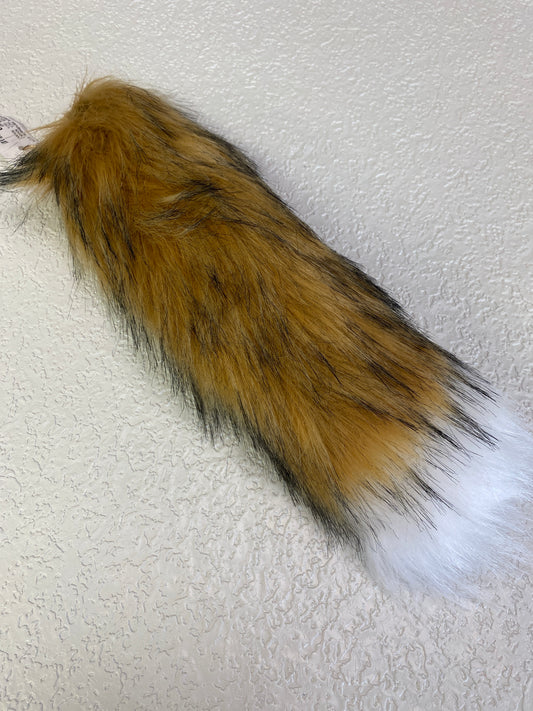 XL FOX TAIL KHAKI