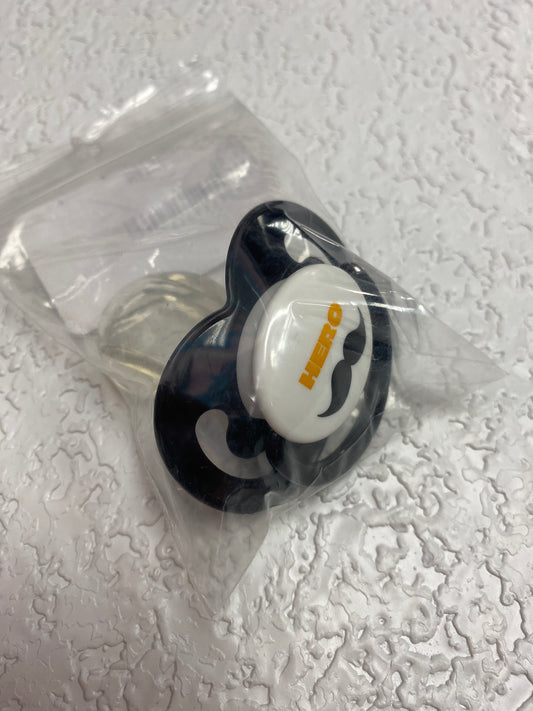 HERO STACH BLACK WHITE ADULT PACIFIER