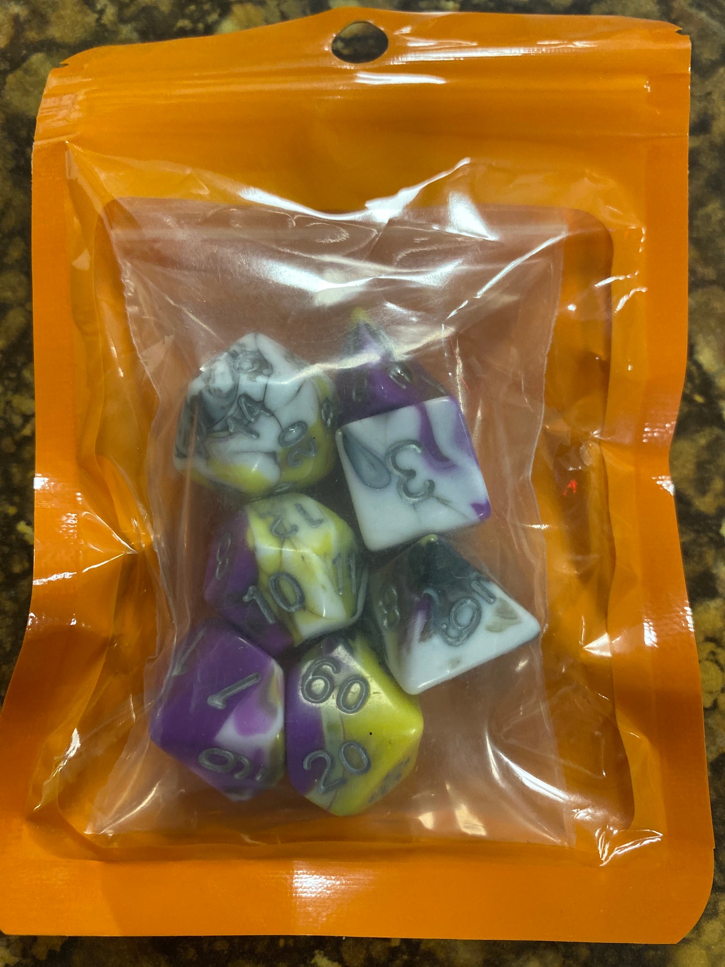 DD DICE NON BINARY