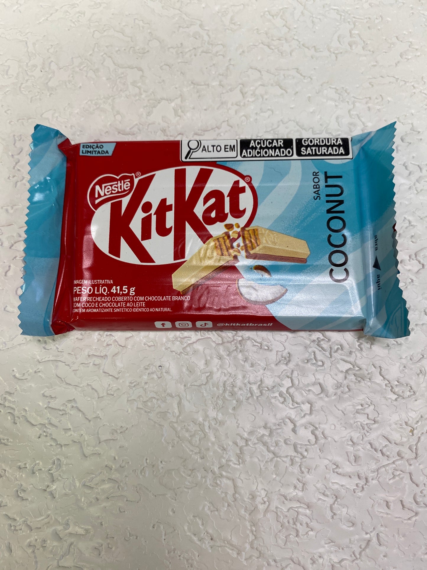 USA KIT KAT COCONUT BAR