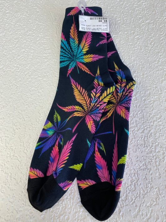 MULTI COLOR POT LEAFS SOCKS