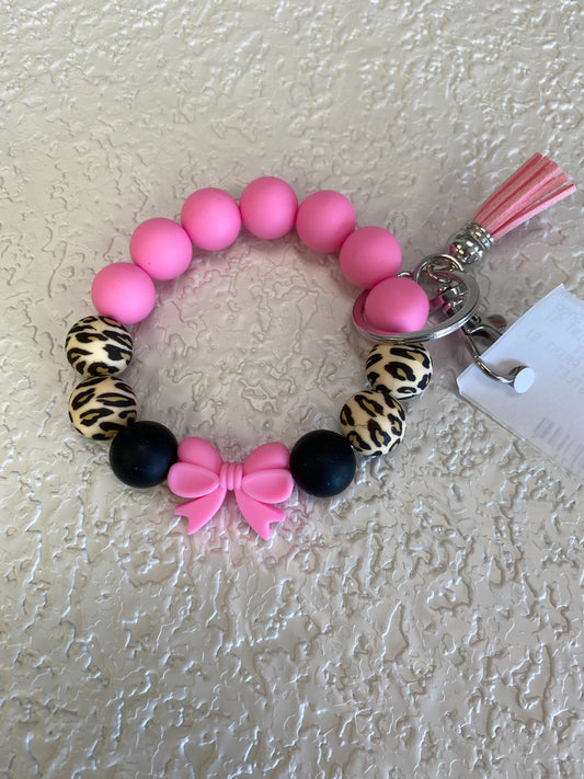 PINK CHIC LEOPARD PRINT SILICONE BEAD WRISTLET