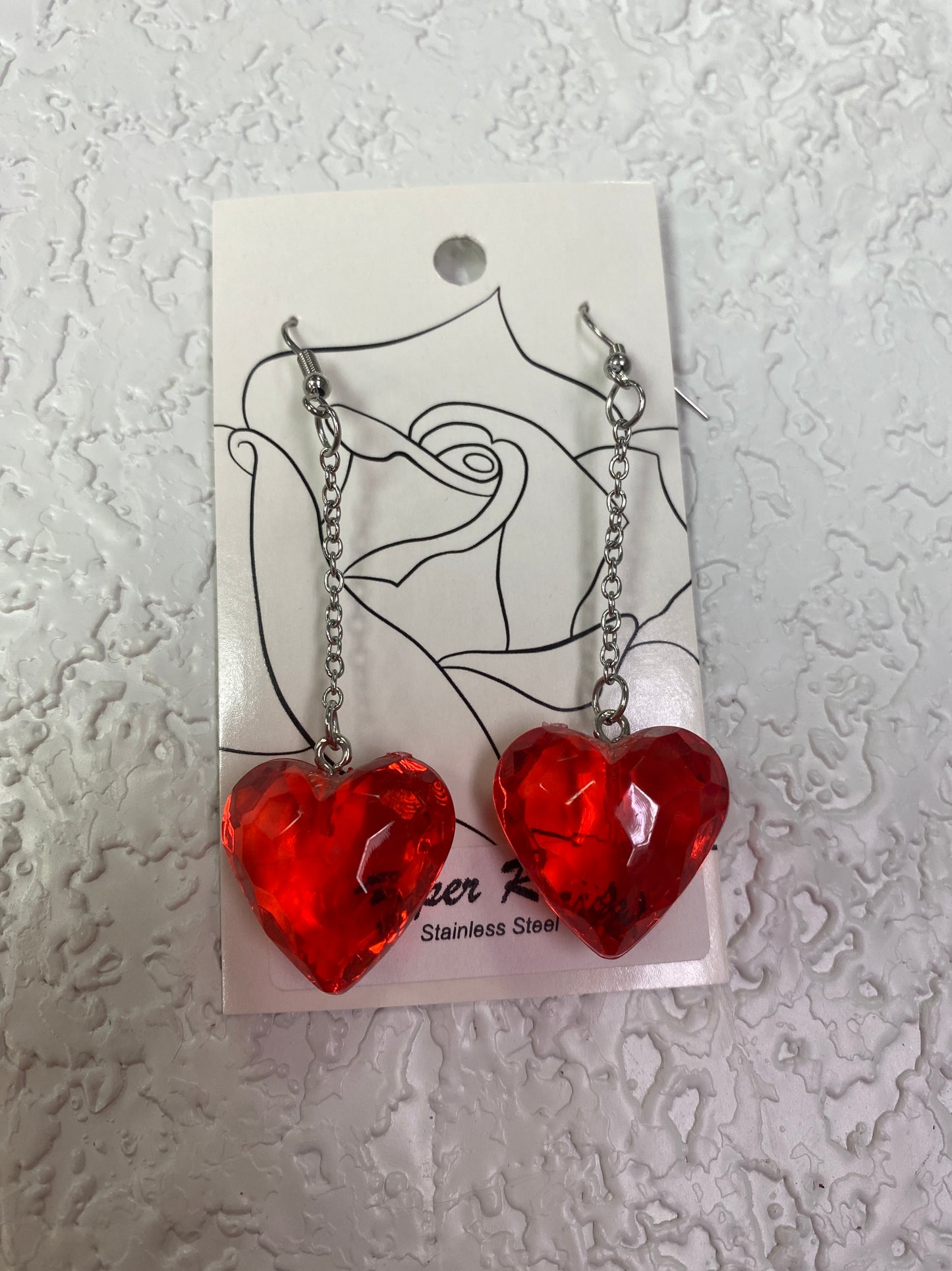 HEART DANGLE EARRINGS
