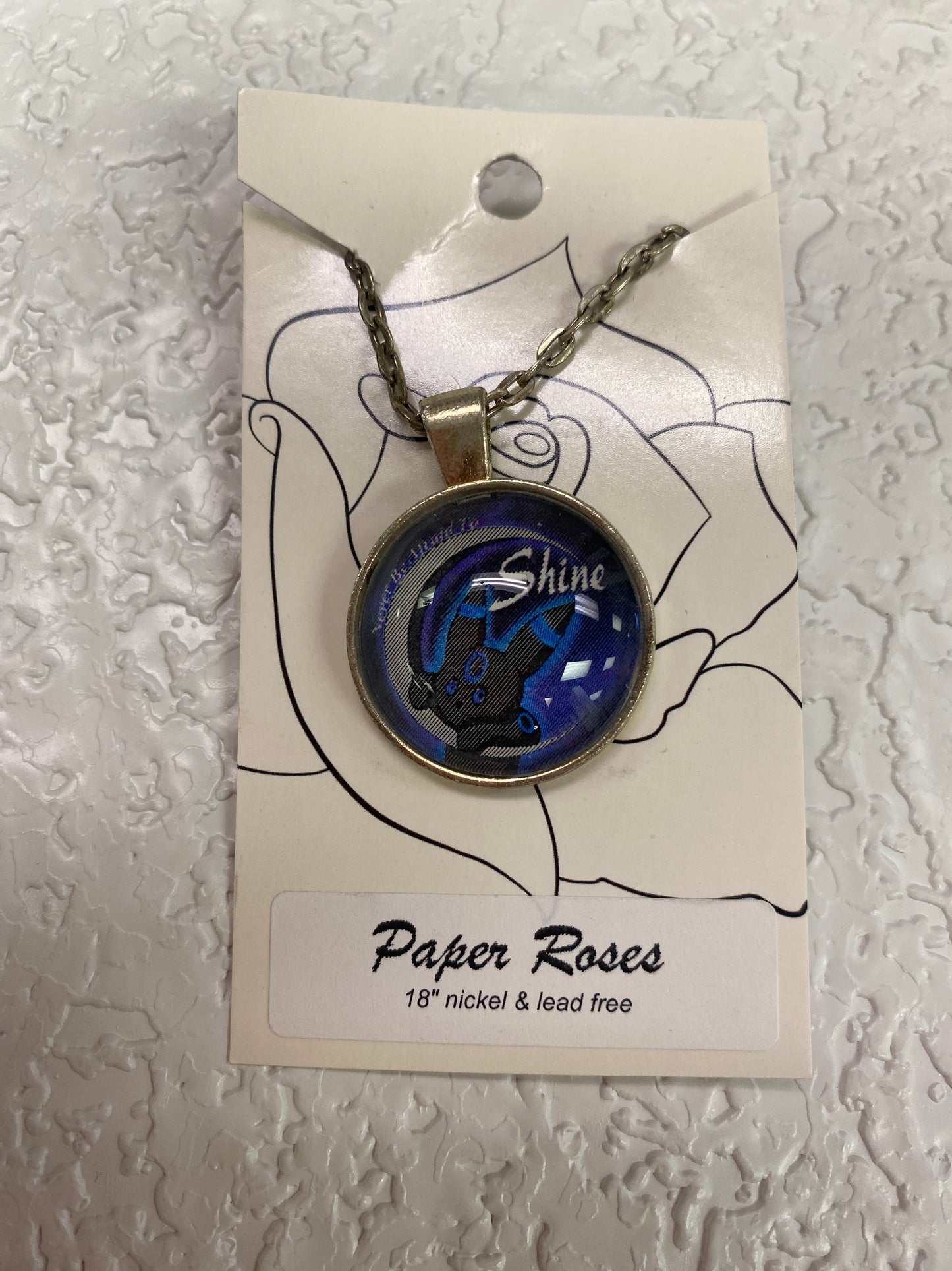 SILVER SHINE NECKLACE