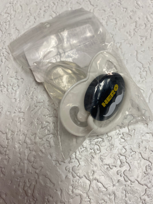 HERO STACH WHITE & BLACK ADULT PACIFIER