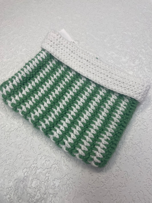 GREEN WHITE CAT EAR BEANIE
