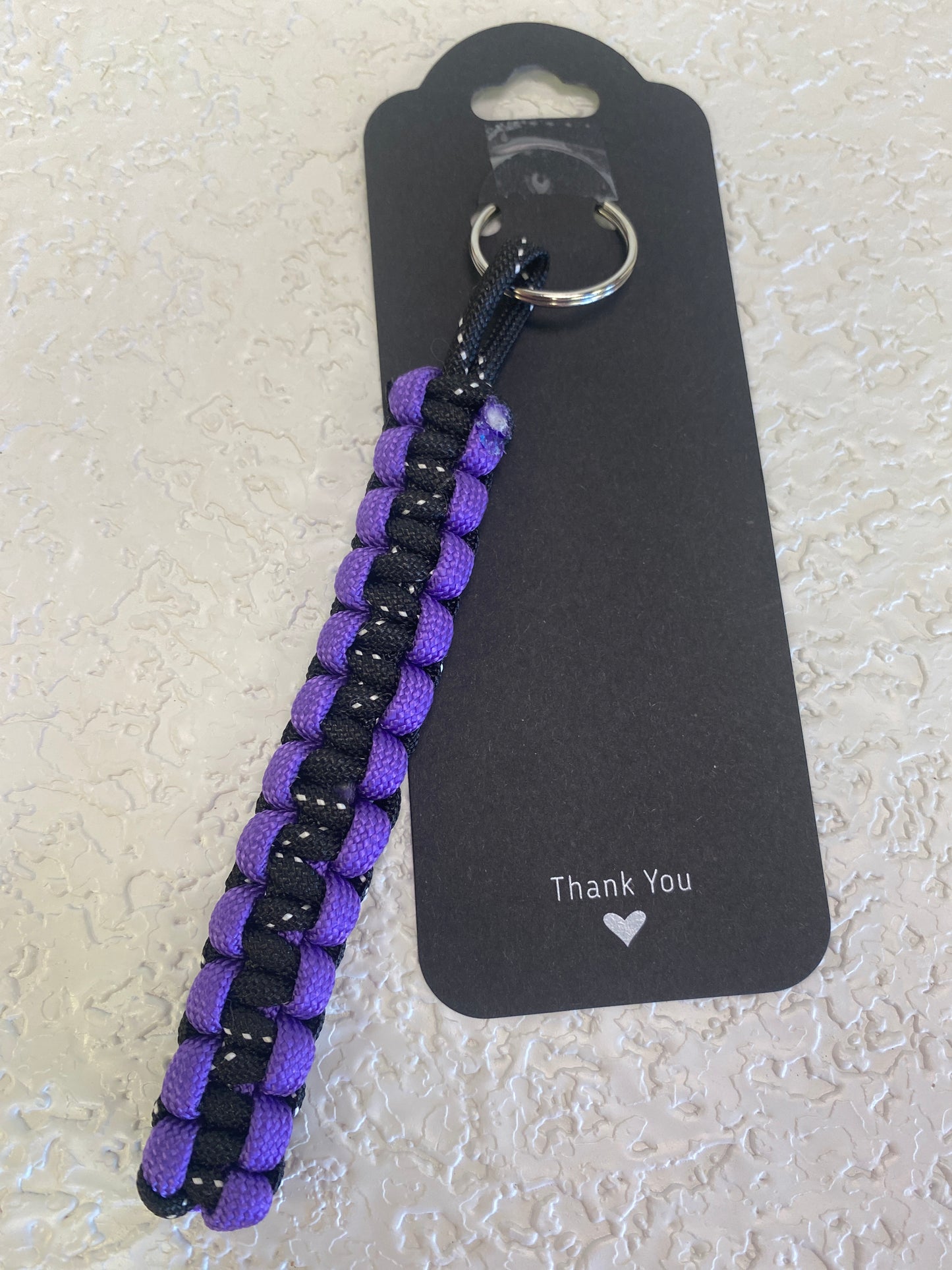 PARACORD KEYCHAIN LARGE COBRA PURPLE BLACK GLOW IN