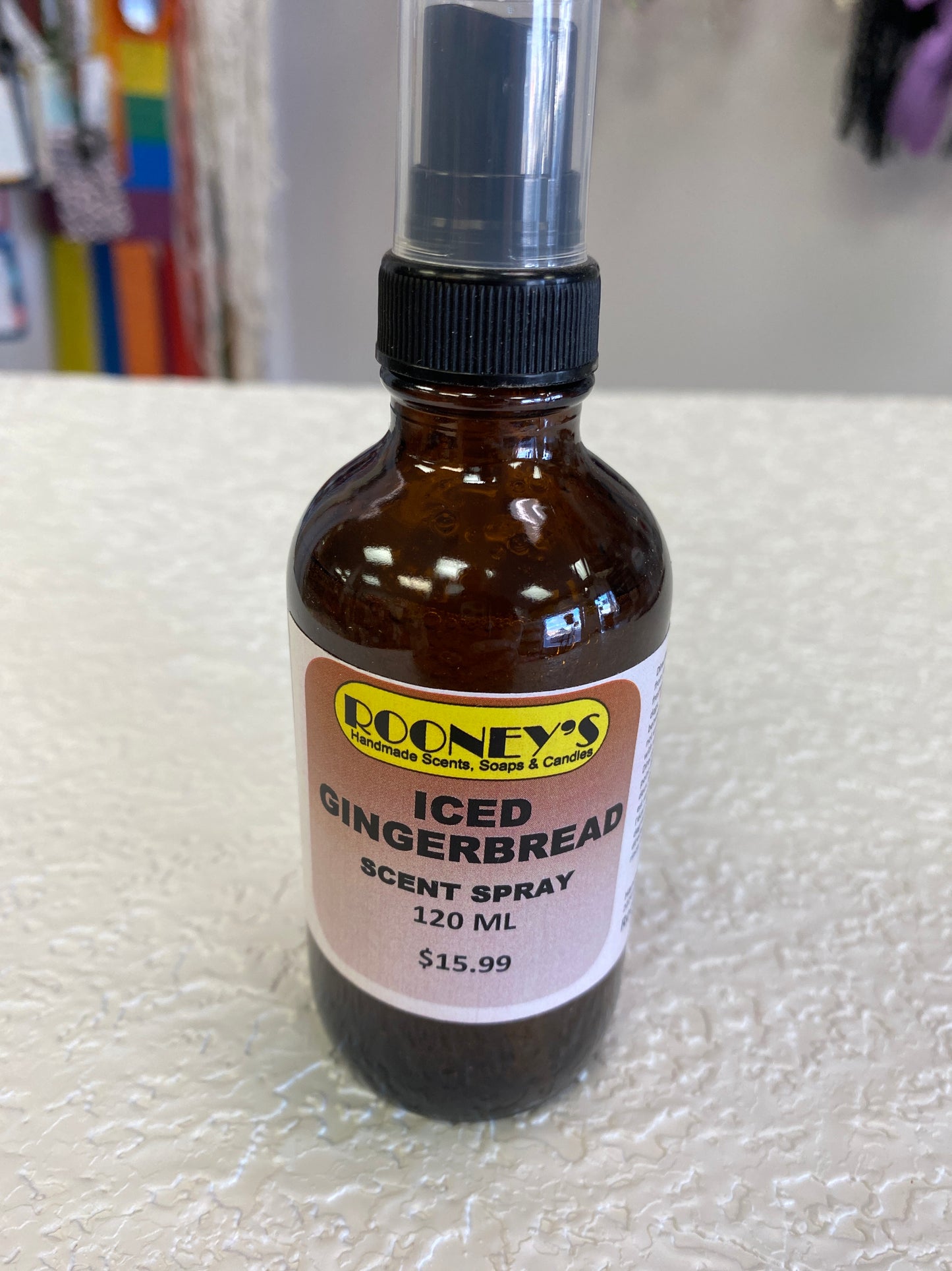 ICED GINGERBREAD SCENT SPRAY