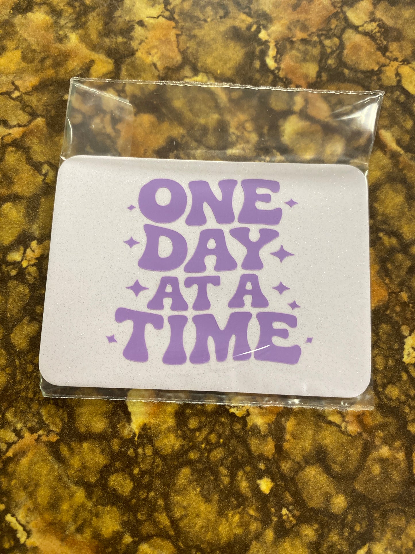 MAGNET ONE DAY AT A TIME