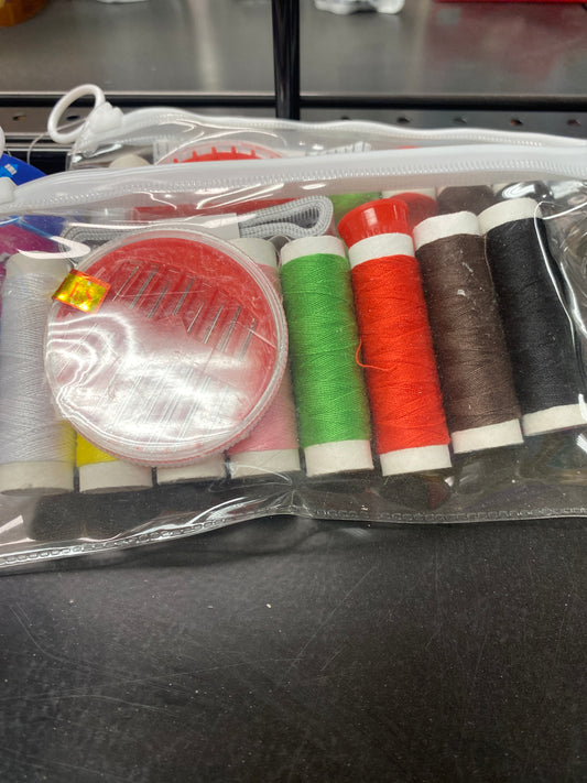 SEWING KIT