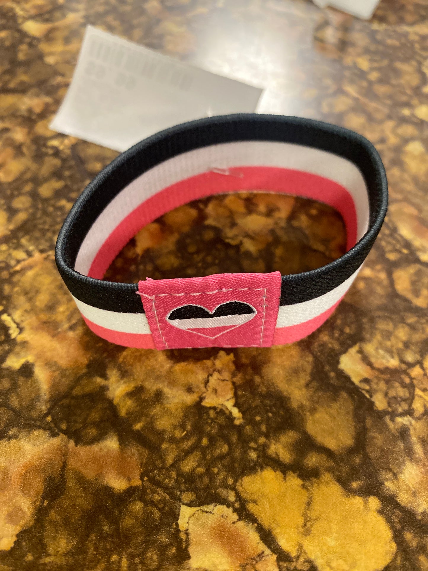 SPORT BRACELET RED LOVE HEART BLACK