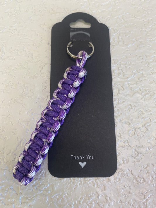 PARACORD KEYCHAIN MEDIUM COBRA PURPLE MULTI COLOR