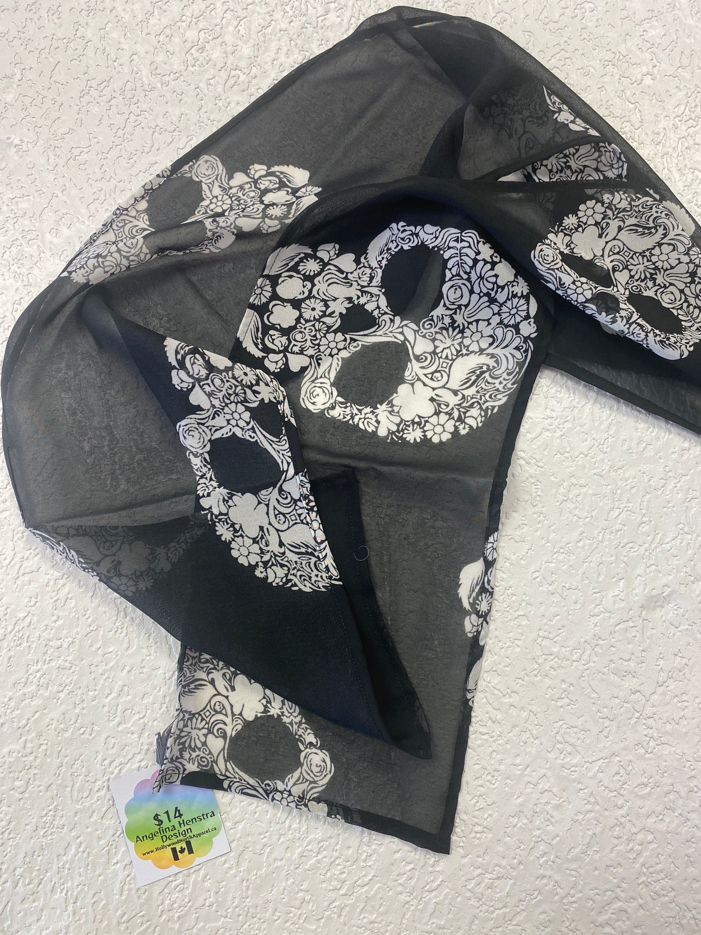 SCARVE BLACK WHITE SKULL