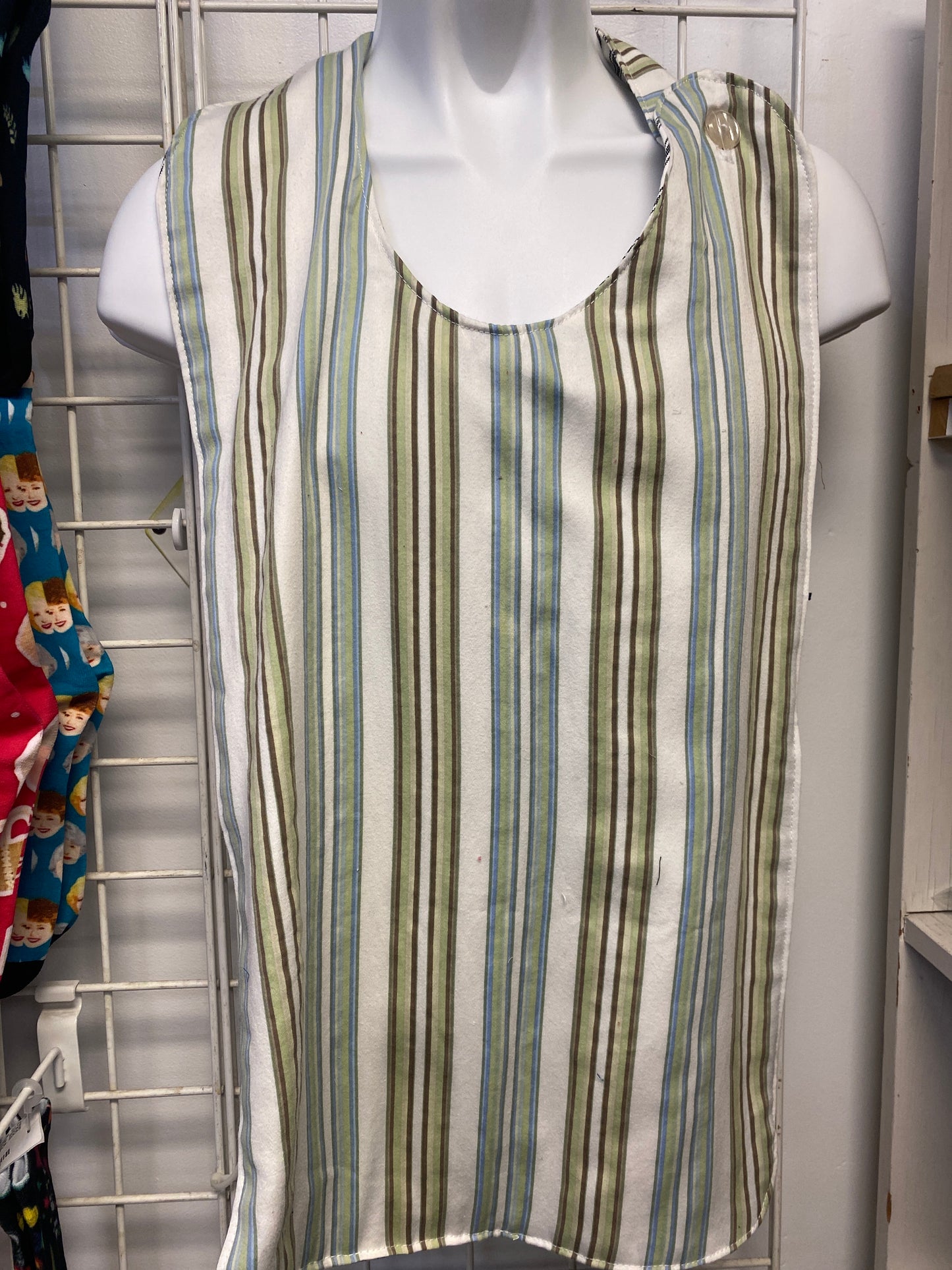 LARGE REVERSIBLE BIB