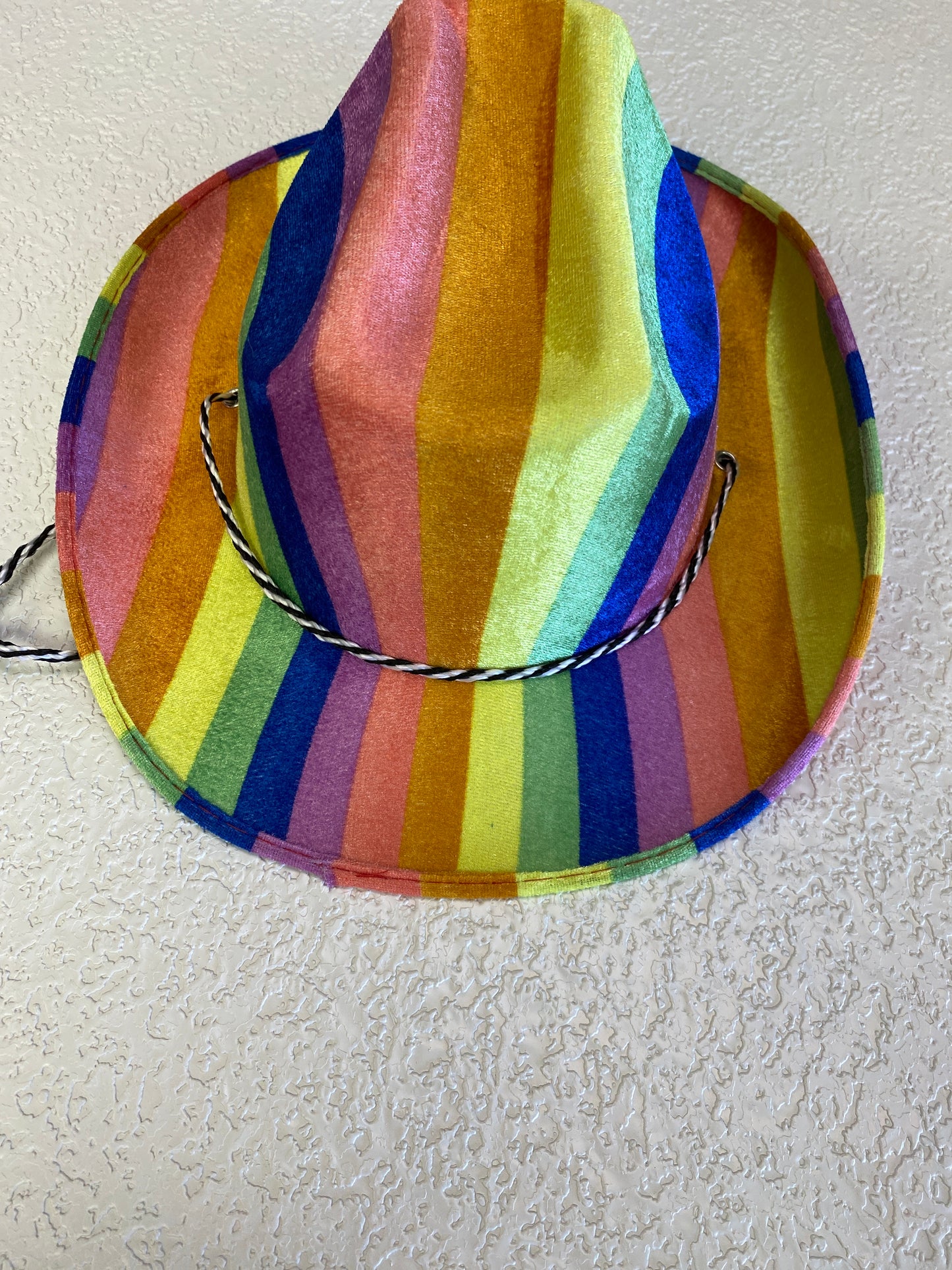 COWBOY HAT STRIPED RAINBOW